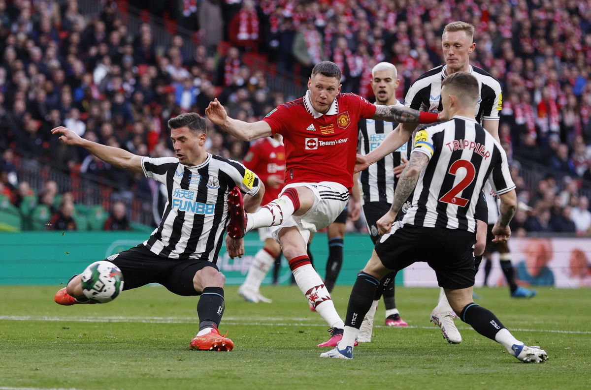 Manchester United: Piers Morgan slams Wout Weghorst - Manchester United News