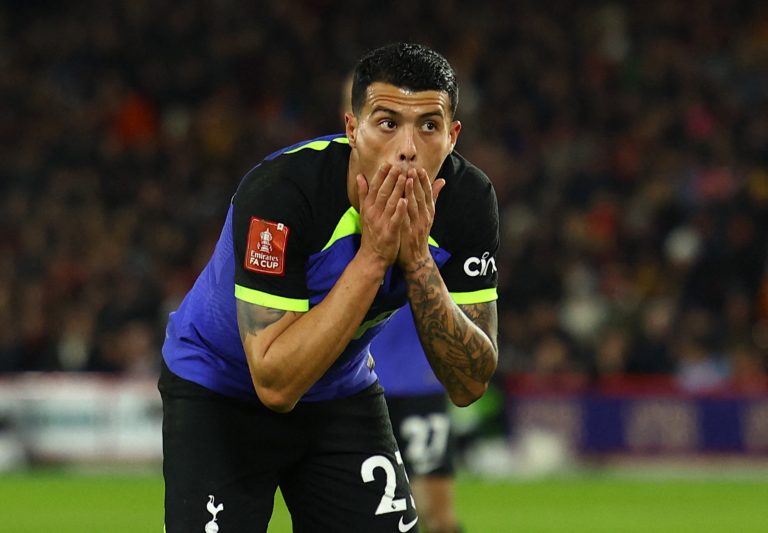 Tottenham: Alasdair Gold slams Pedro Porro after shocking error last night