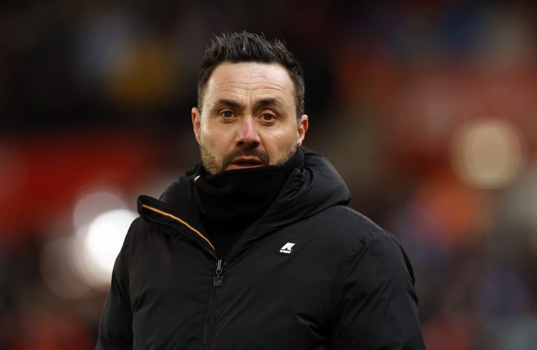Brighton & Hove Albion manager Roberto De Zerbi before the match