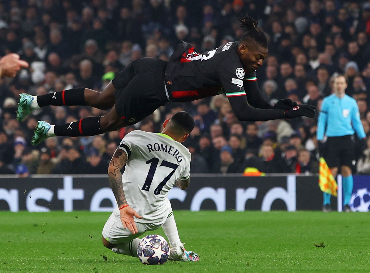 Tottenham: Jermaine Jenas criticises Cristian Romero - Premier League News