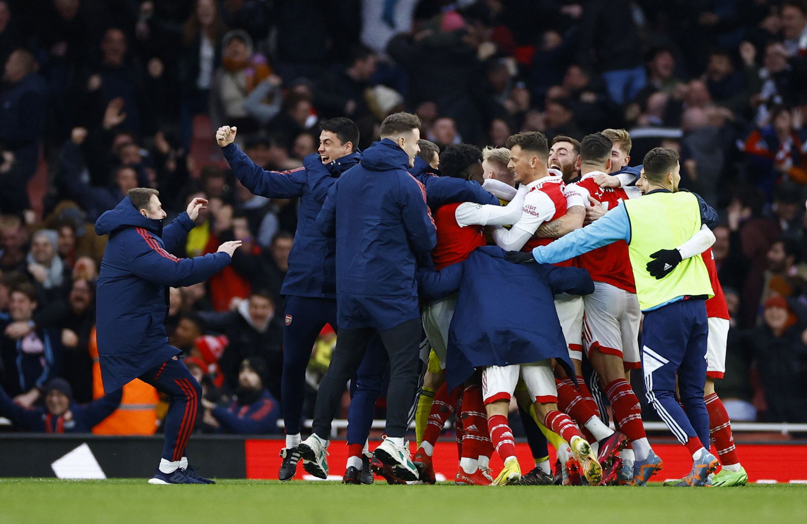 reiss-nelson-celebrations-arsenal