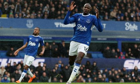 Abdoulaye-Doucoure-in-action-for-Everton