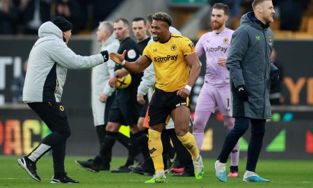Adama-Traore-celebrating-for-Wolves