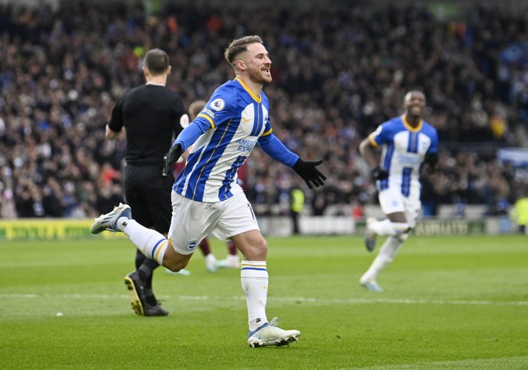 Alexis-Mac-Allister-celebrates-scoring-for-Brighton