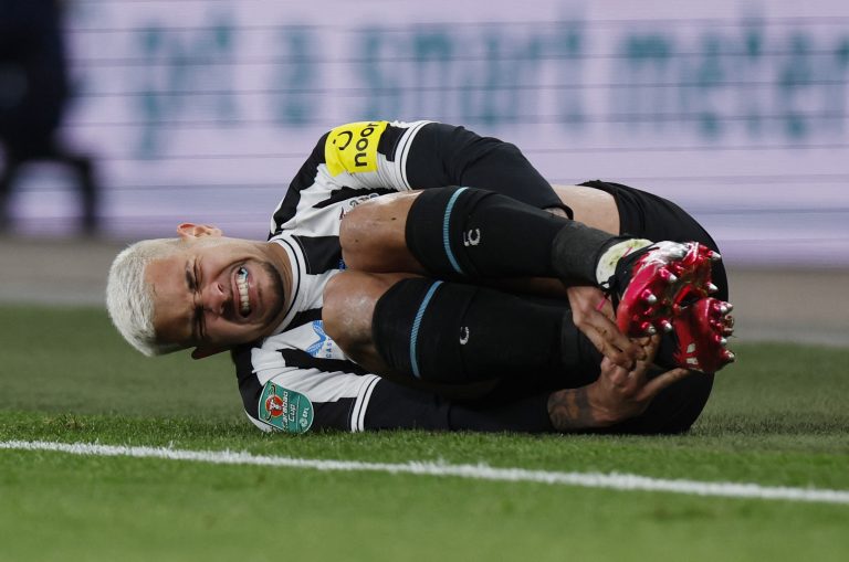 Bruno-Guimaraes-sustains-an-injury-for-Newcastle