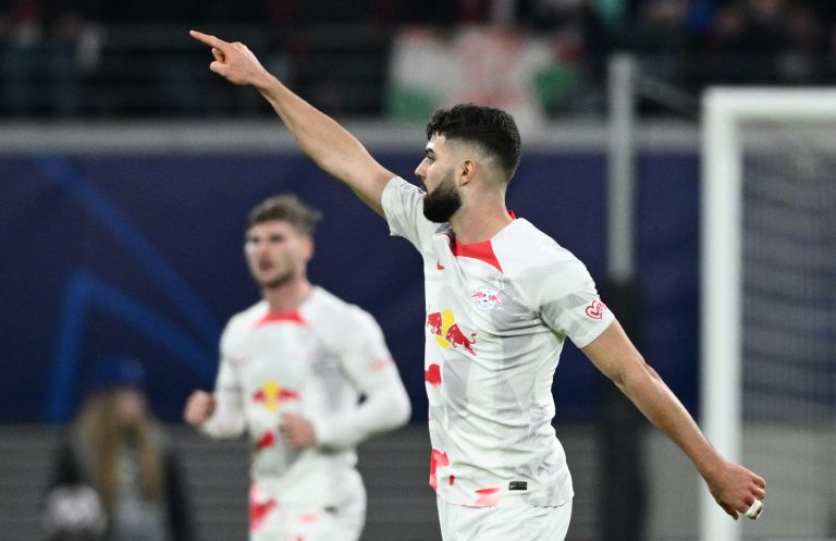 Josko-Gvardiol-in-action-for-RB-Leipzig