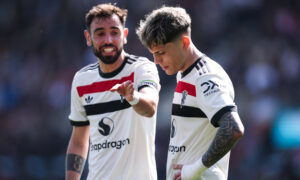 Bruno Fernandes, Alejandro Garnacho. (Ryan Pierse/Getty Images)