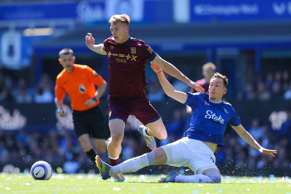 Chelsea set to complete deal for £30 million striker with 12 goals this season - Chelsea
