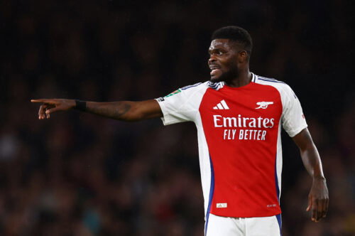 Arsenal set to battle Barcelona for signature of midfield talisman