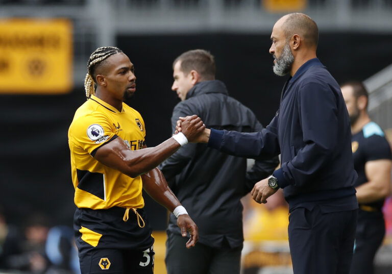Adama Traore, Nuno Espirito Santo. (Action Images)