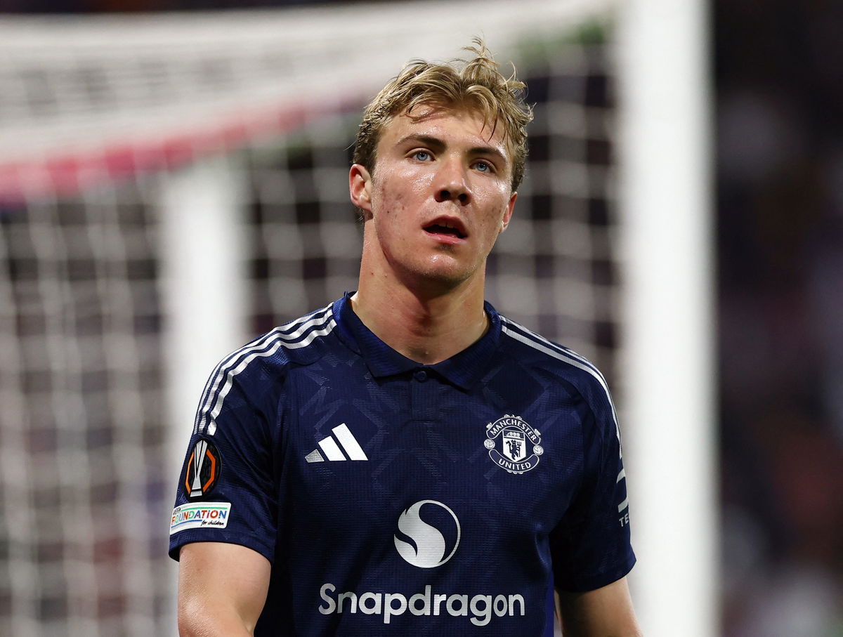AC Milan exploring deal for £72m Manchester United ace - Manchester United News