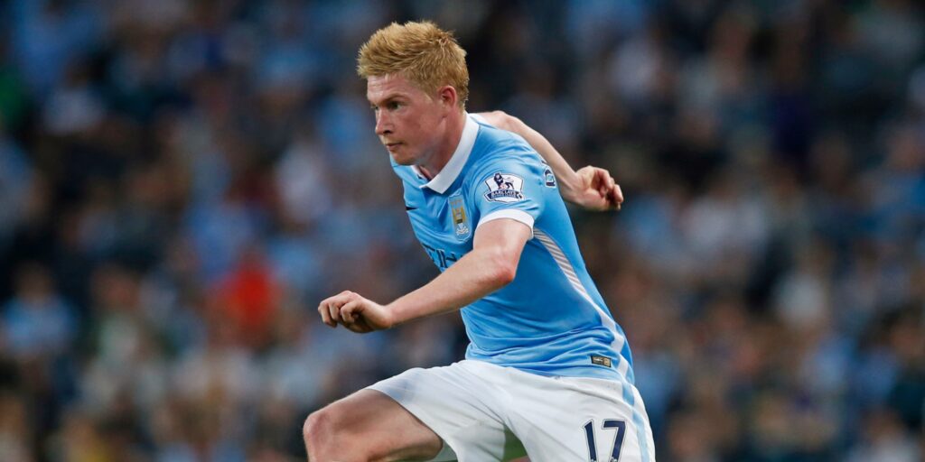 Kevin De Bruyne playing for Manchester City.