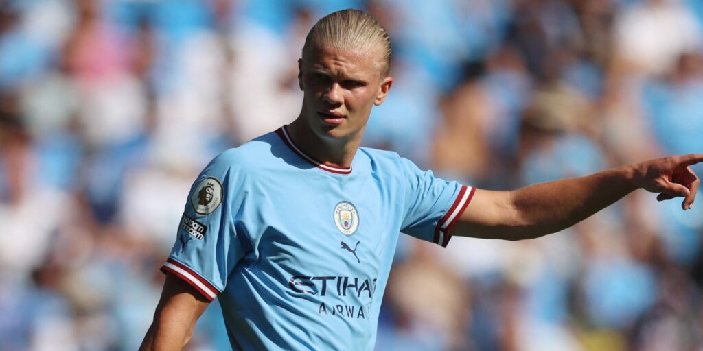 Erling Haaland playing for Manchester City.