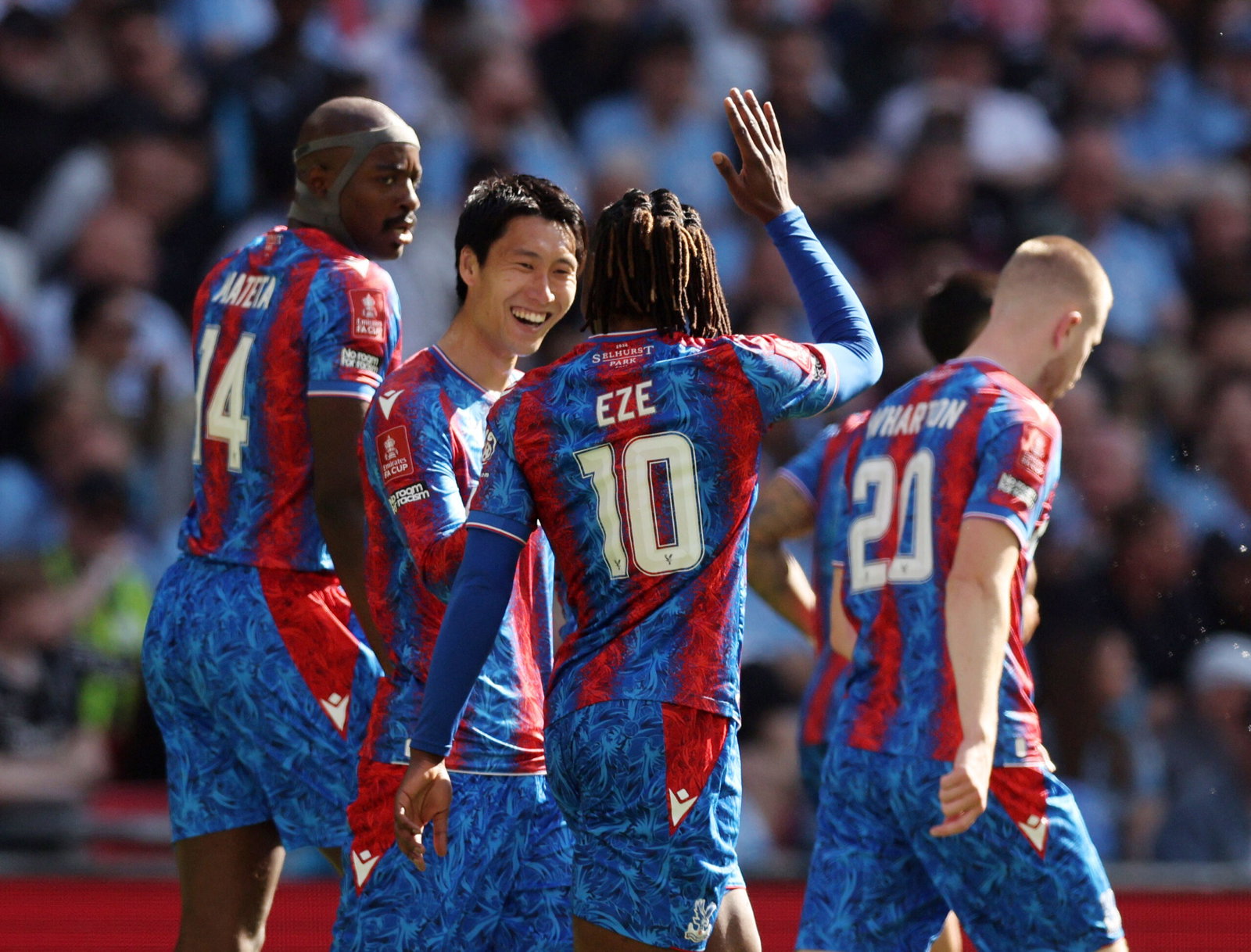 Palace have been on fire recently. (REUTERS/David Klein)