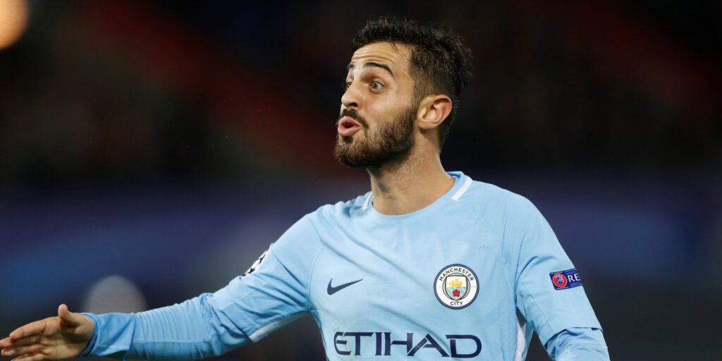 Bernardo Silva playing for Manchester City.
