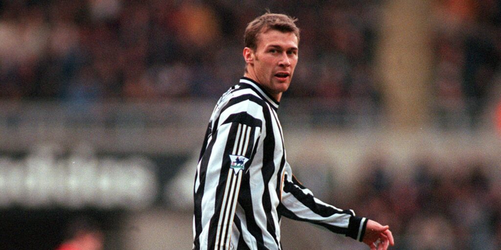 Duncan Ferguson playing for Newcastle United.