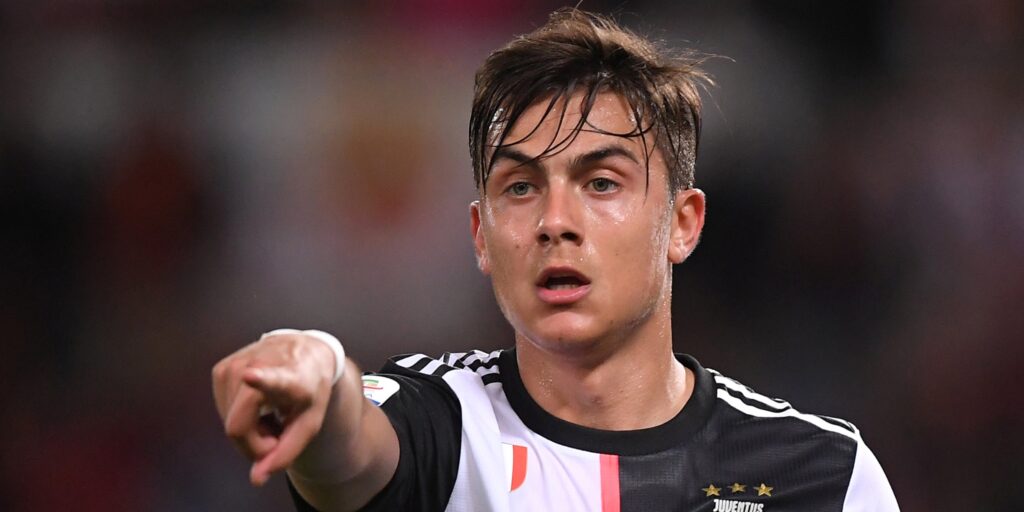 Paulo Dybala playing for Juventus.