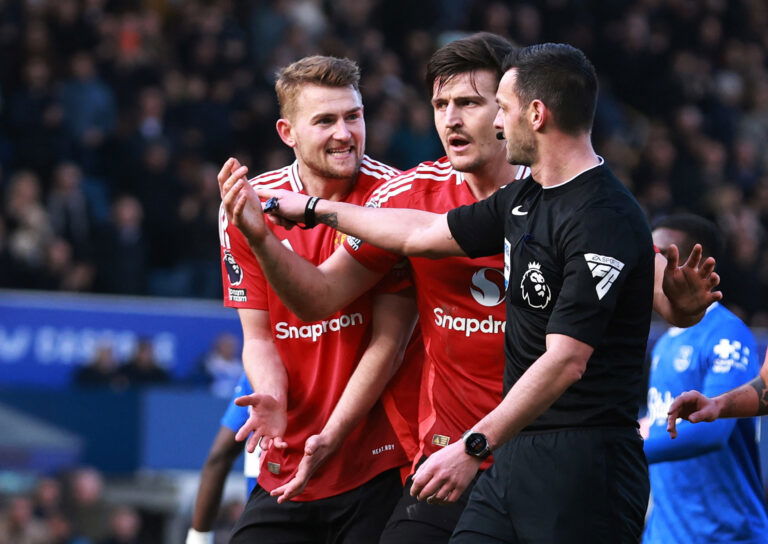Matthijs de Ligt, Harry Maguire. (Reuters/Ed Sykes)