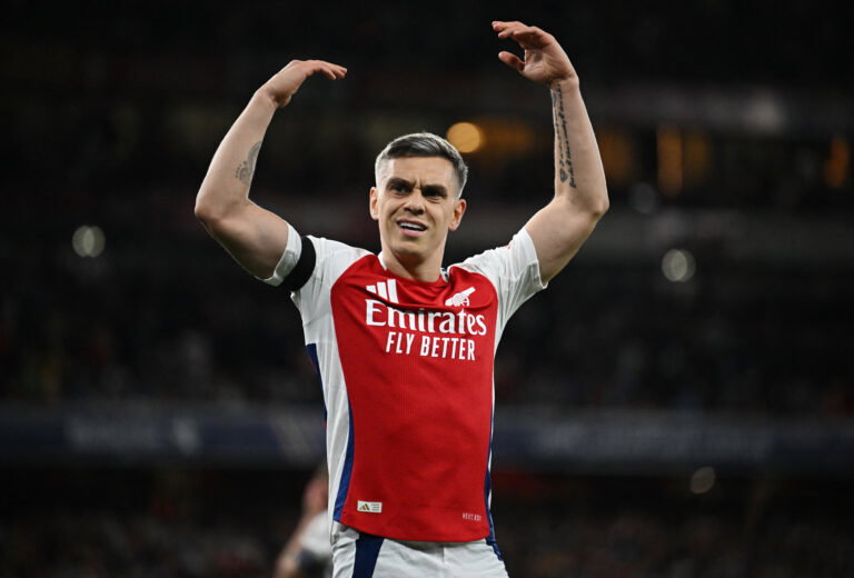 Besiktas launch €22m bid for Arsenal ace
