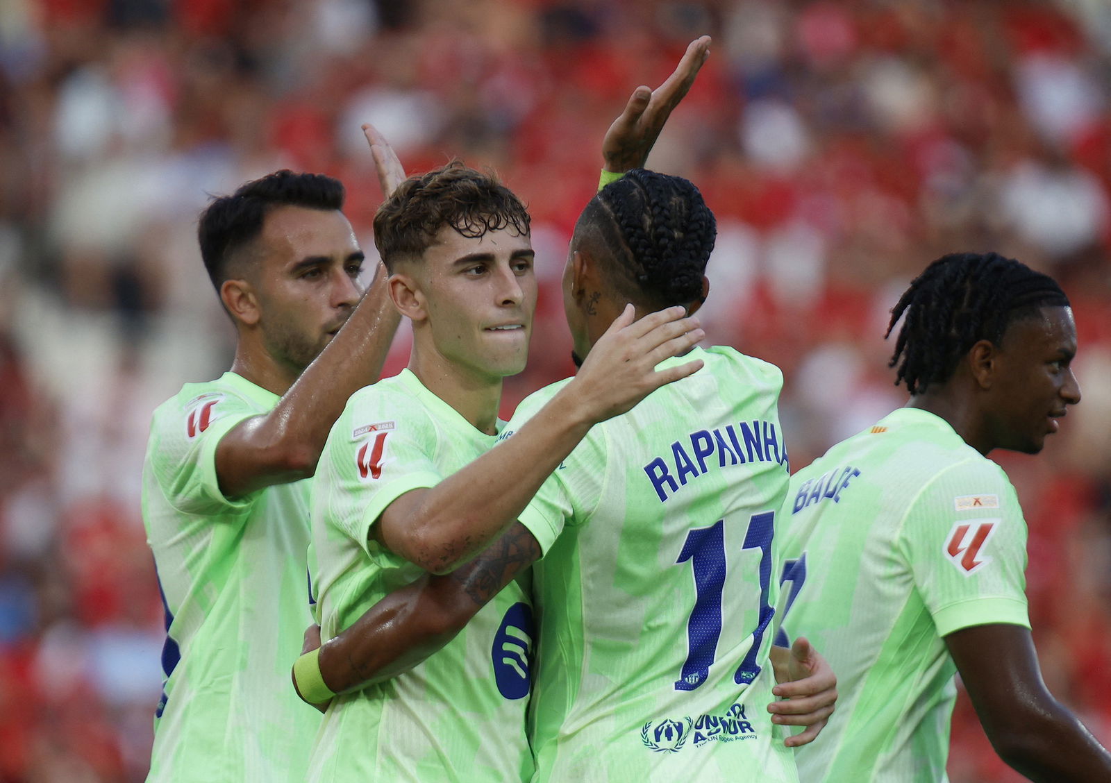 Barcelona's Raphinha and Fermin Lopez. (REUTERS/Francisco Ubilla)