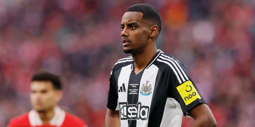 New Liverpool signing Alexander Isak playing for Newcastle United.