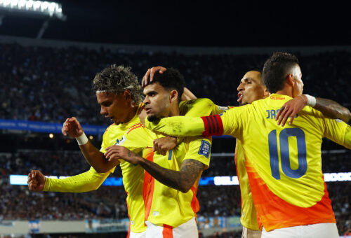 Colombia's Luis Diaz celebrates scoring their first goal with Richard Rios, Daniel Munoz and James Rodriguez. (REUTERS/Agustin Marcarian)
