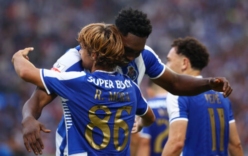 Porto's Samu Aghehowa and Rodrigo Mora. (REUTERS/Pedro Nunes)