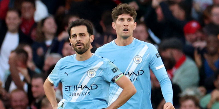 Manchester City's John Stones and Bernardo Silva. (Getty)