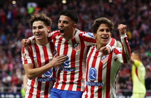 Atletico Madrid's Thiago Almada, Giuliano Simeone and Julian Alvarez. (REUTERS/Violeta Santos Moura)