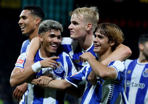 Porto's Rodrigo Mora, William Gomes and Victor Froholdt. (REUTERS/Rita Franca)