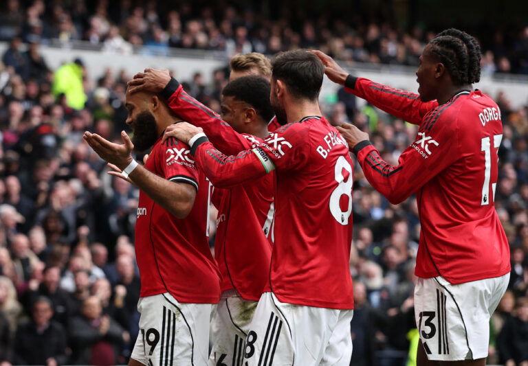 Premier League - Tottenham Hotspur v Manchester United