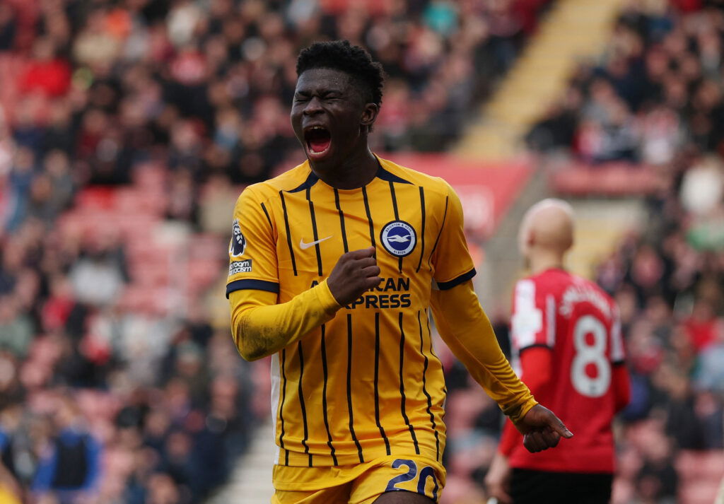 Tottenham join race for two Manchester United targets but baulk at £100m price tags