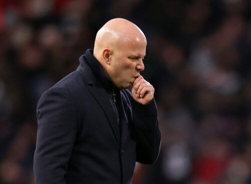 Arne Slot reacts. (REUTERS/David Klein)