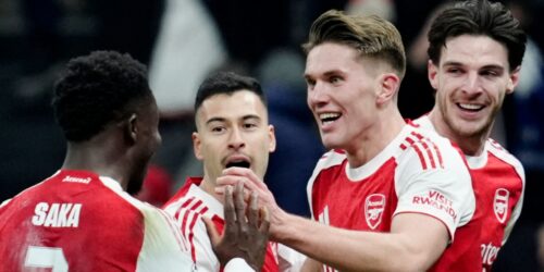 arsenal-celebrate-saka-martinelli-gyokeres-rice