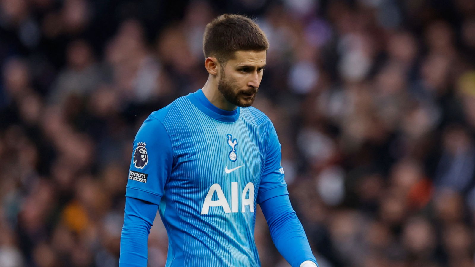 Tottenham Transfer News: Vicario in danger as Spurs hunt GK double
