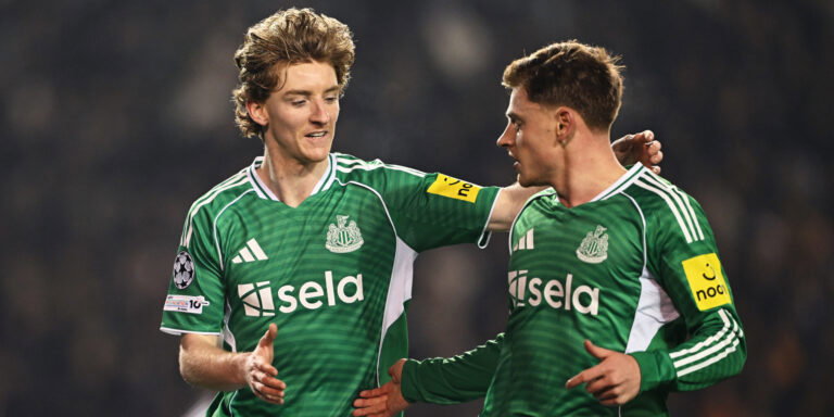 Anthony Gordon, Harvey Barnes. (Christian Kaspar-Bartke - UEFA/UEFA via Getty Images)