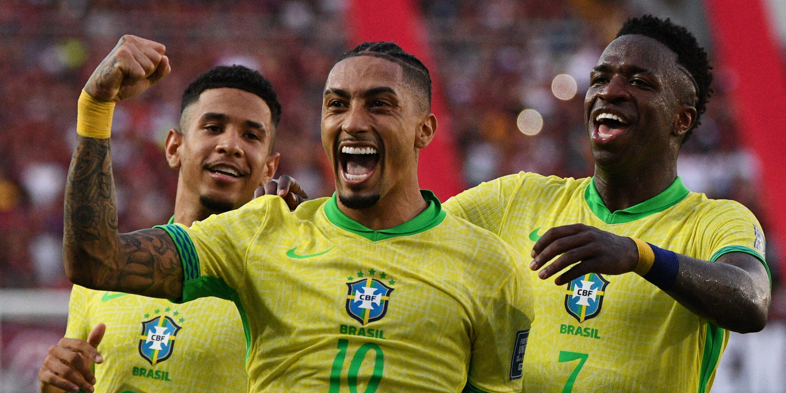 Savinho, Raphinha, Vinicius Jr. (FEDERICO PARRA/AFP via Getty Images)