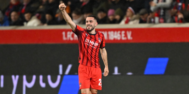 Aston Villa closely monitoring “very talented” Bundesliga star