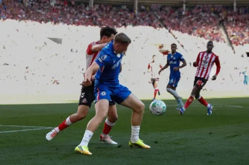 Nottingham Forest ‘monitoring’ 12-goal Premier League striker loved by Oliver Glasner