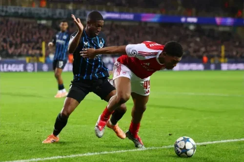 Aston Villa make contact for “complete” Ezri Konsa replacement
