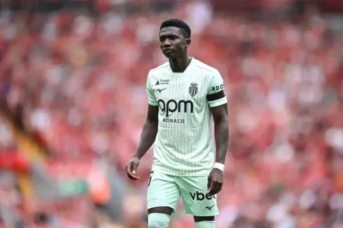 “Talks are ongoing…”: Chelsea submit £39 million deadline day bid for Ligue 1 starlet