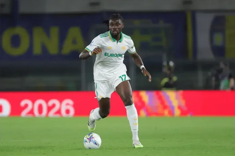 Chelsea ‘agree personal terms’ with “aggressive” 25-year-old midfielder ahead of £52 million deadline day transfer