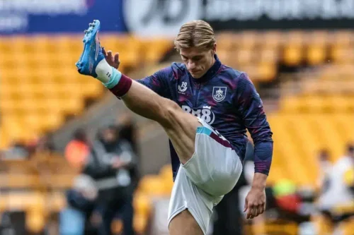 “Fantastic” Championship striker set for deadline day medical at Ipswich Town